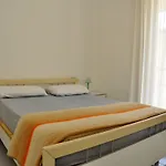 Modern Close To The Beach-beahost Appartement