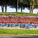Modern Close To The Beach-beahost
