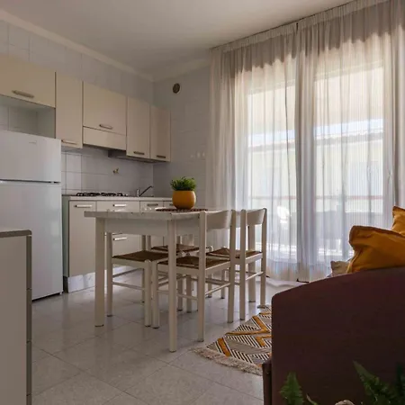 Appartement Modern Close To The Beach-beahost *