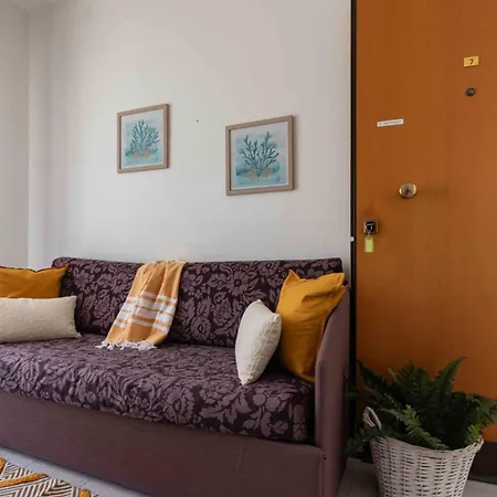 Modern Close To The Beach-beahost Appartement